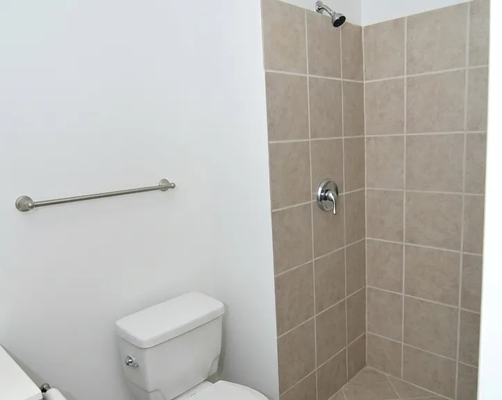 2065 W Jarvis Ave #3E — Photo 6