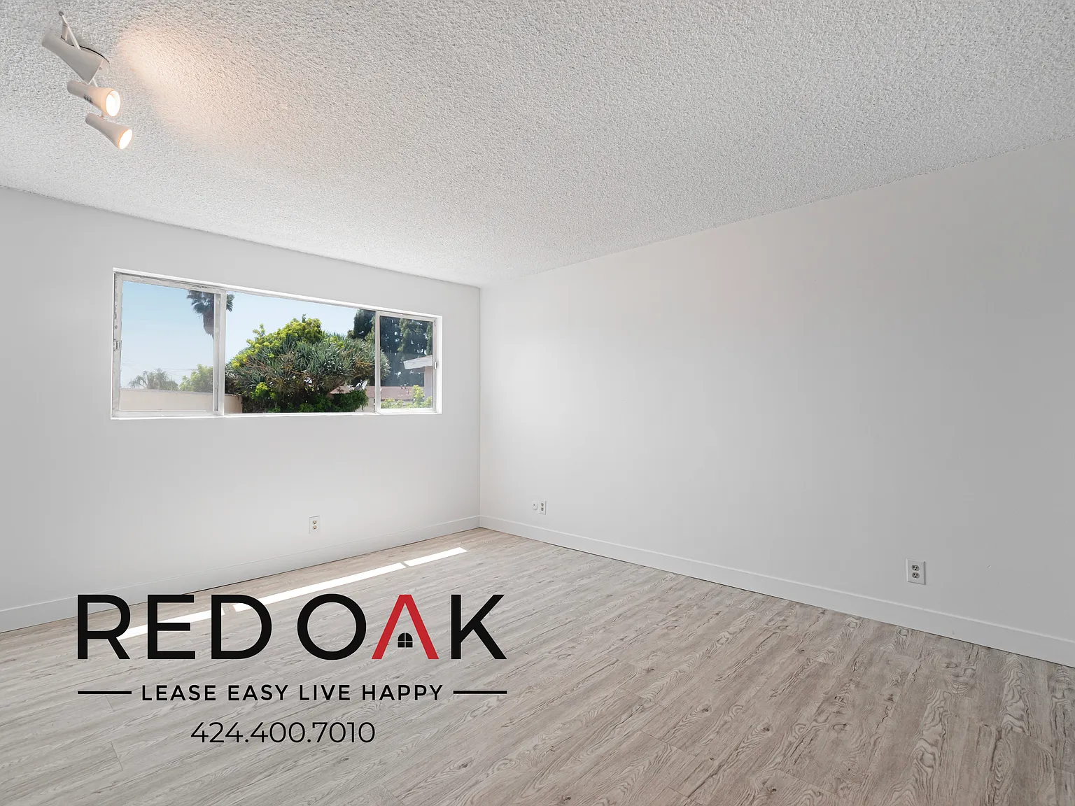~1 Month FREE~ Welcoming Two Bedroom with Open Plan and Natural Light ~ In Inglewood! *Move-In Sp... — Photo 3