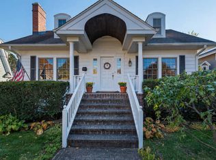 319 Hawthorne Blvd, Glen Ellyn, IL