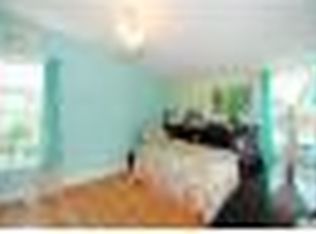 19 Butler Blvd, Elmont, NY 11003