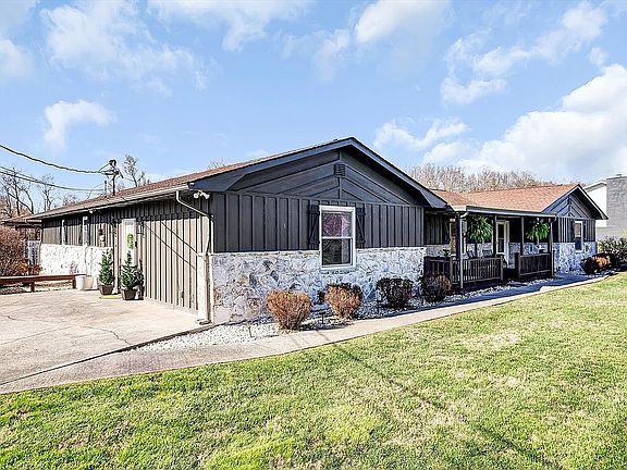 3rd image of 4719 E McCammon Ct