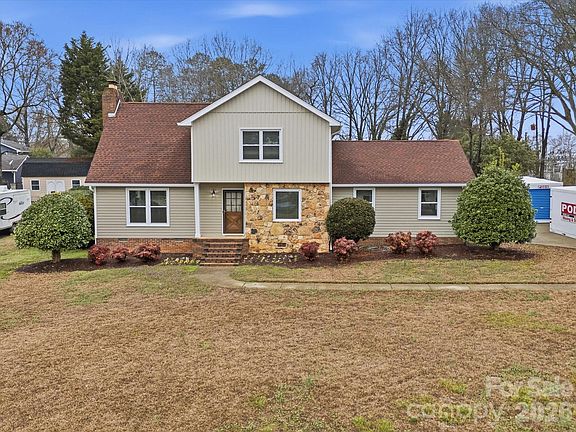 5th image of 107 Friendfield Dr