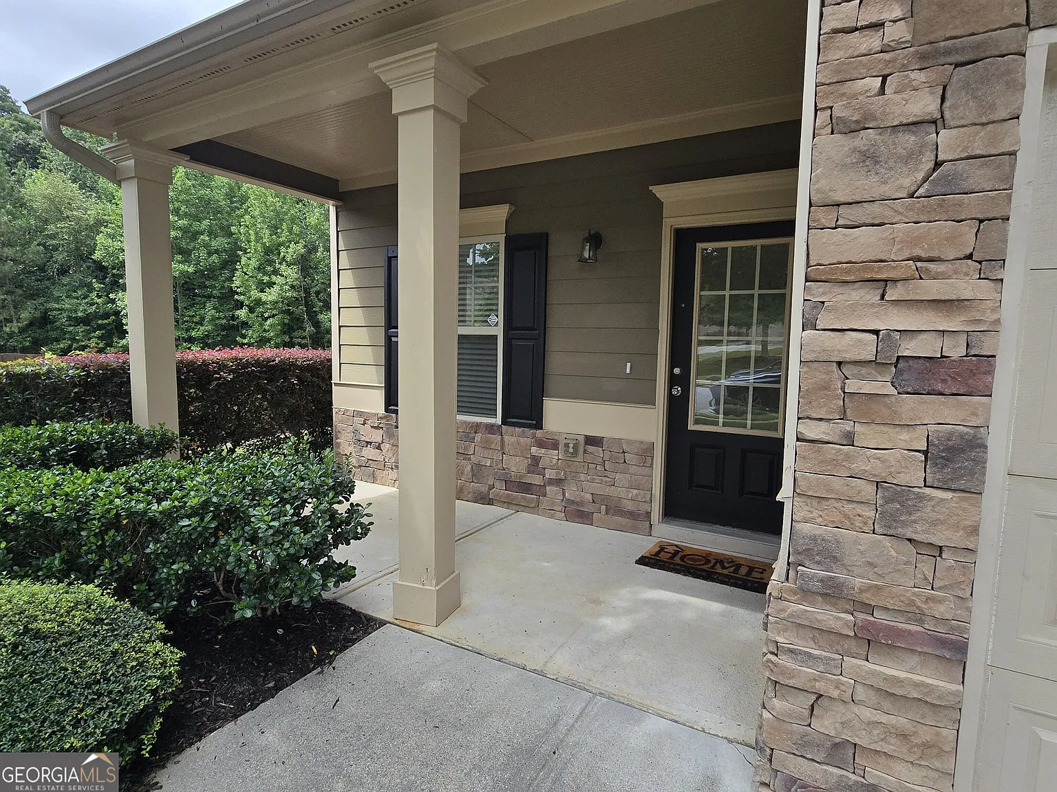 4 bed, 3.0 bath, 2580 sqft, $2,600 — Photo 3