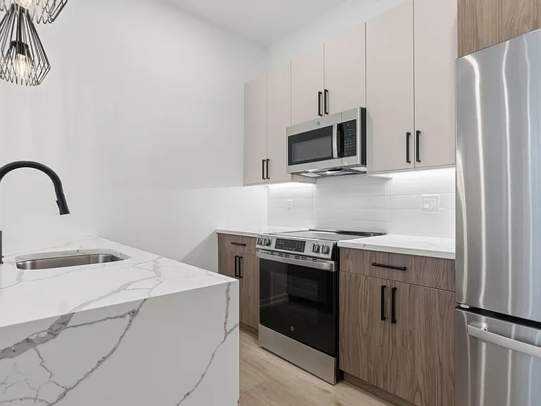 1224 Chancellor St #A — Photo 4