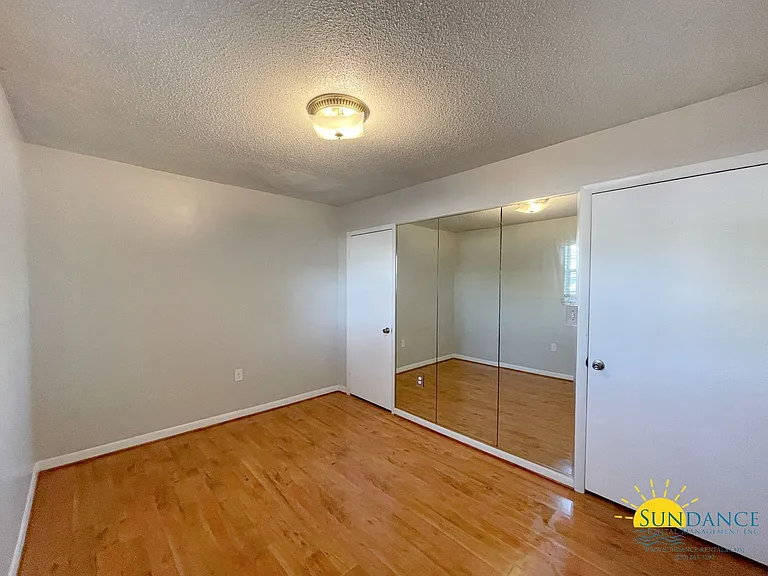 792B Navy St — Photo 6