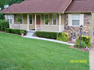 1123 Copperwood Dr, Hixson, TN 37343