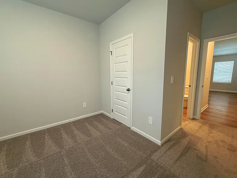 205 Six Pence Ct — Photo 12