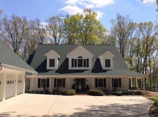 201 Cleveland Ferry Rd, Fair Play, SC 29643