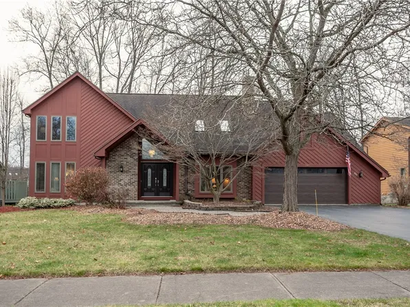 200 Brush Creek Dr, Rochester, NY 14612