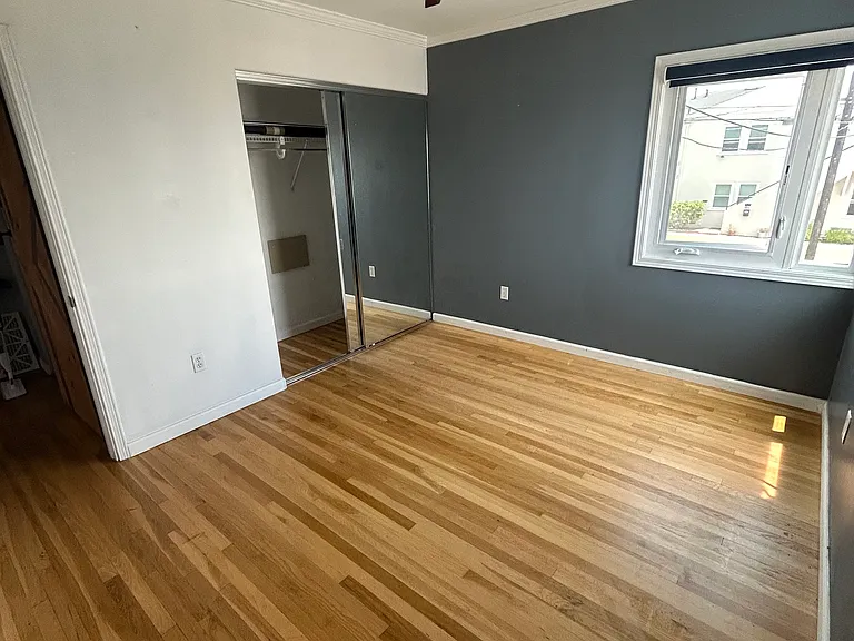 3007 Columbia St — Photo 14