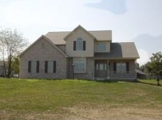 1091 Crosscreek Dr, Uniontown, PA 15401