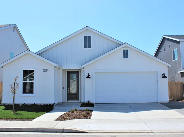 6413 E Giavanna Ave, Fresno, CA 93727