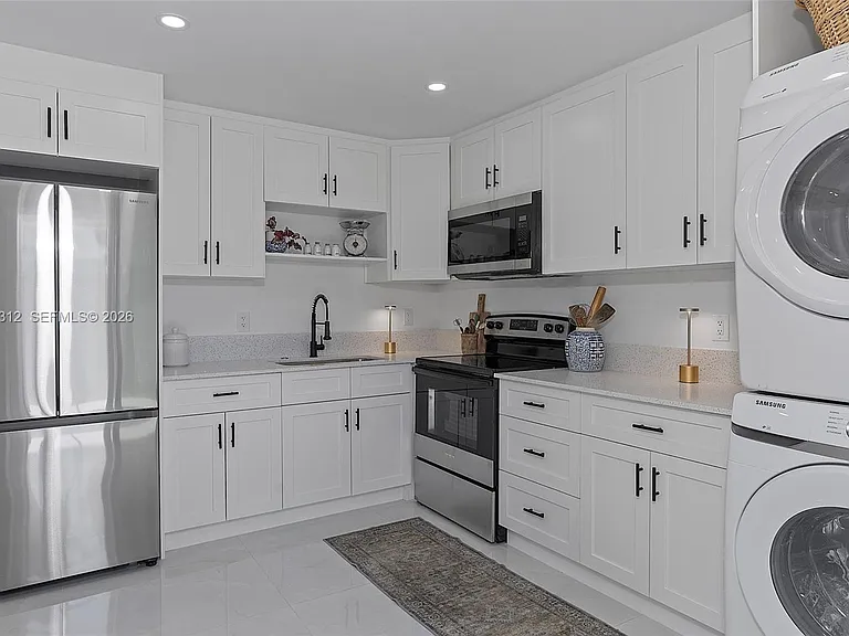1473 NE 30th Ct — Photo 14