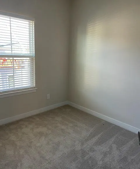 1121 Newell Towns Ln — Photo 8
