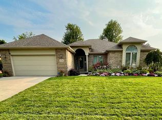 4256 Pearson Pkwy, Oregon, OH 43616