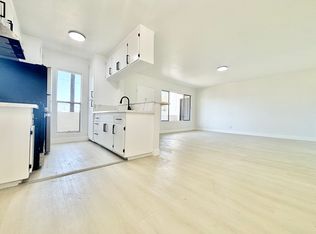 700 Glenway Dr APT 6, Inglewood, CA 90302