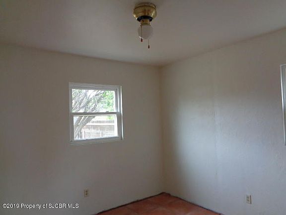 3rd image of 1702 N Cochiti Ave