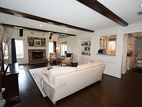 3rd image of 20610 Laurel Lock Dr