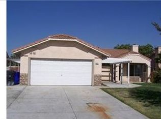 9955 Frankfort Ave, Bloomington, CA 92316
