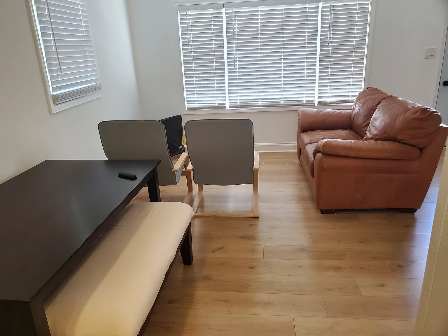 3 bed, 2000 sqft, $800 — Photo 3