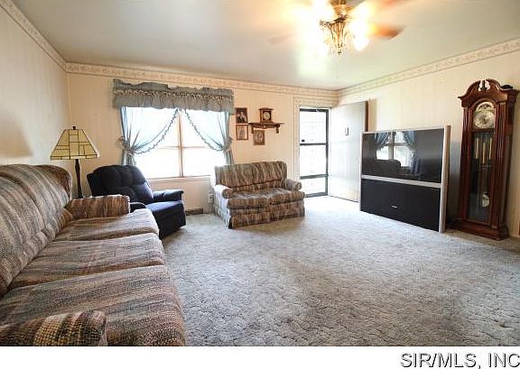 5th image of 3272 Edgewood Ave