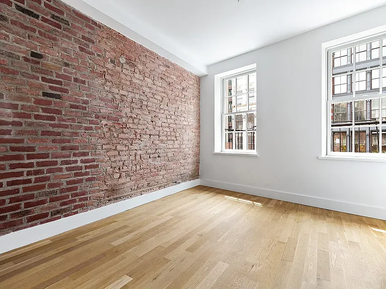 327 Canal St #2 — Photo 4