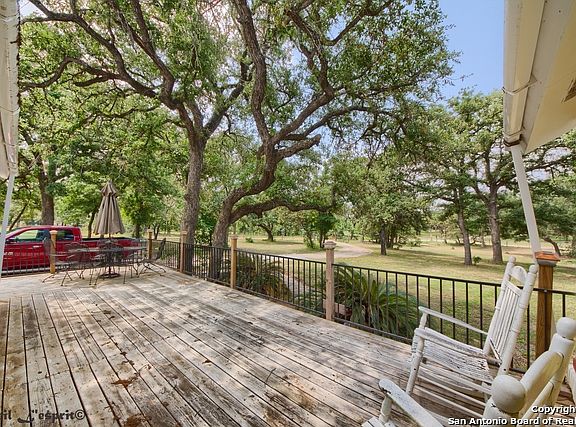 4th image of 2273 County Road 321