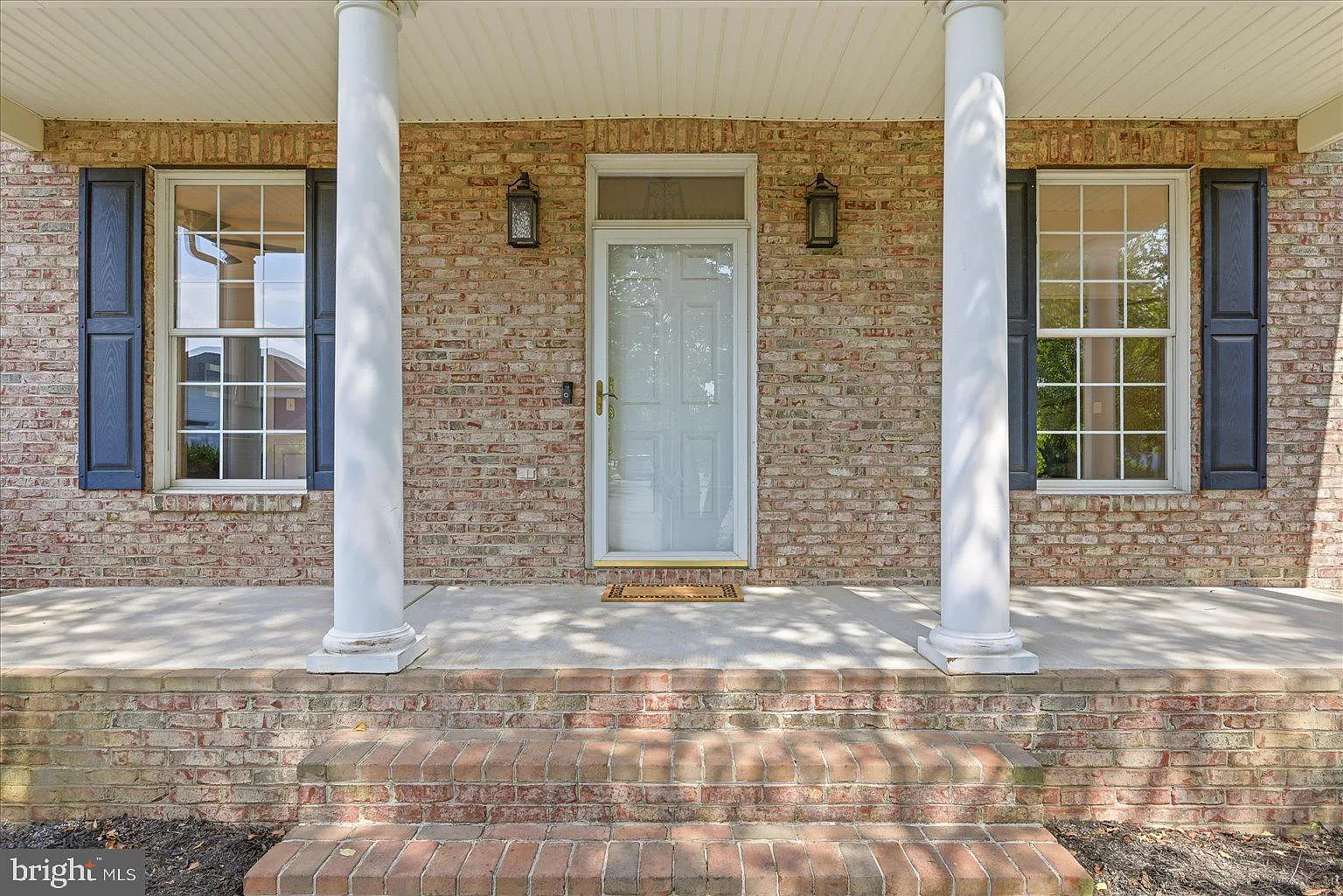 4 bed, 2.5 bath, 2904 sqft, $3,250 — Photo 4