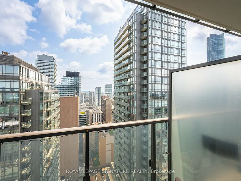 832 Bay St #3307 — Photo 25