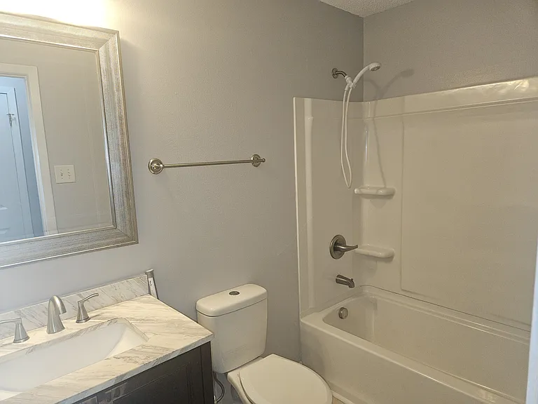 402 Lotus Dr — Photo 13