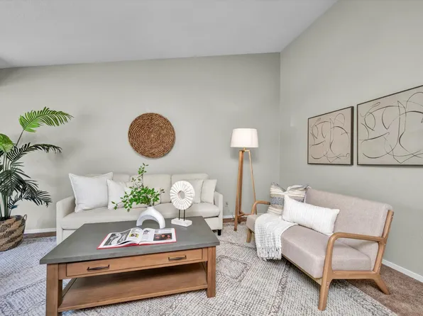 175 Vine Drive, Cloverdale, CA 95425