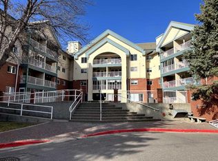 20 E 3rd St S #208, Lethbridge, AB T1J4P1