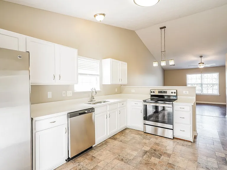 3260 Cain Harbor Dr — Photo 6