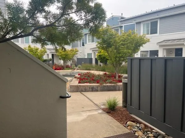 1066 41st Ave Unit D105, Capitola, CA 95010