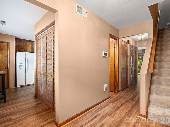 5th image of 37 George Cir