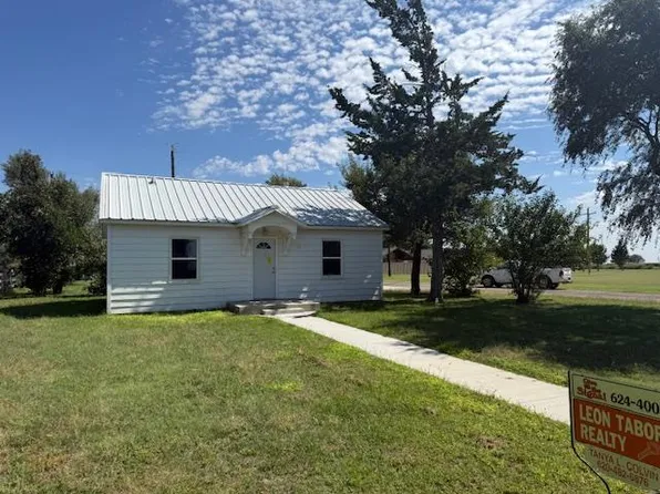 112 S Washington St, Hooker, OK 73945