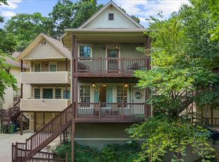 1071 Davis Cir NW #R, Atlanta, GA 30318