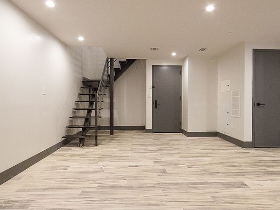 5th image of 240 Troutman St APT 1F