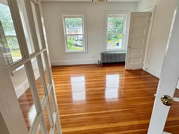 145 Lagrange St, West Roxbury, MA 02132