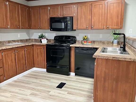 2nd image of 79 Deerwood Dr