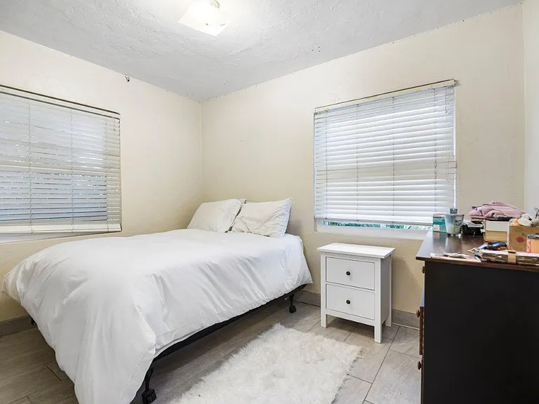 608 N Rios Ave — Photo 18