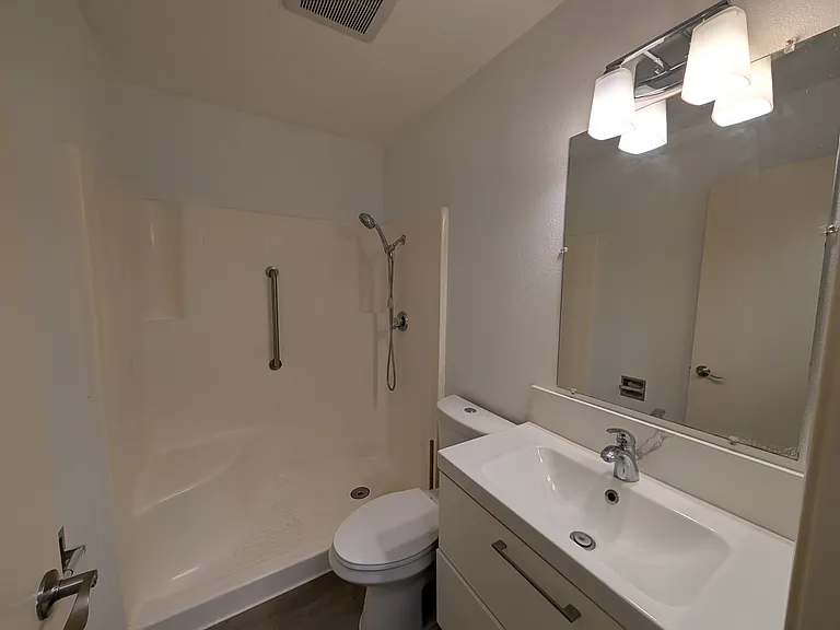 1419 Poseidon — Photo 11