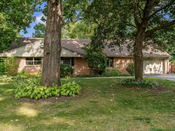 2514 Mandrake Dr, Rockford, IL 61108