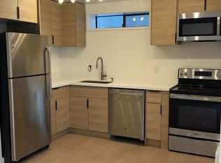 210 17th Ave E APT 1, Seattle, WA 98112