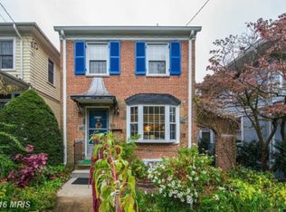 4118 Fessenden St NW, Washington, DC
