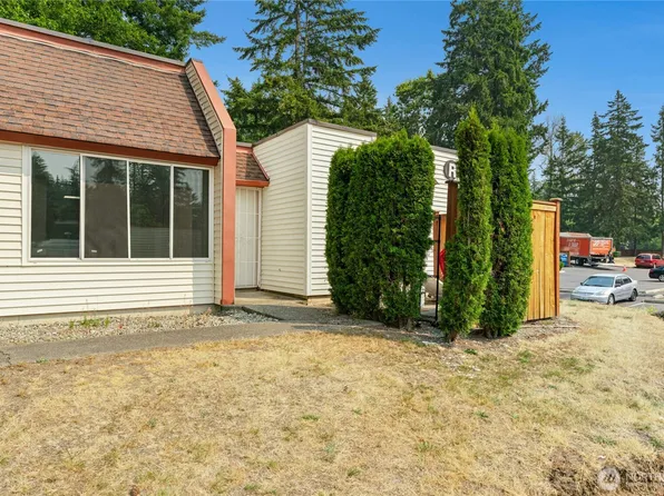 14600 SE 176th Street #R1, Renton, WA 98058