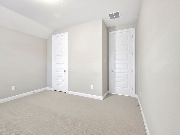 The Preston C403 - 005_79201429