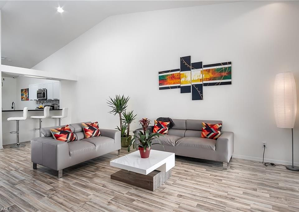 1st image of 400 Robin Hood Cir Unit 202