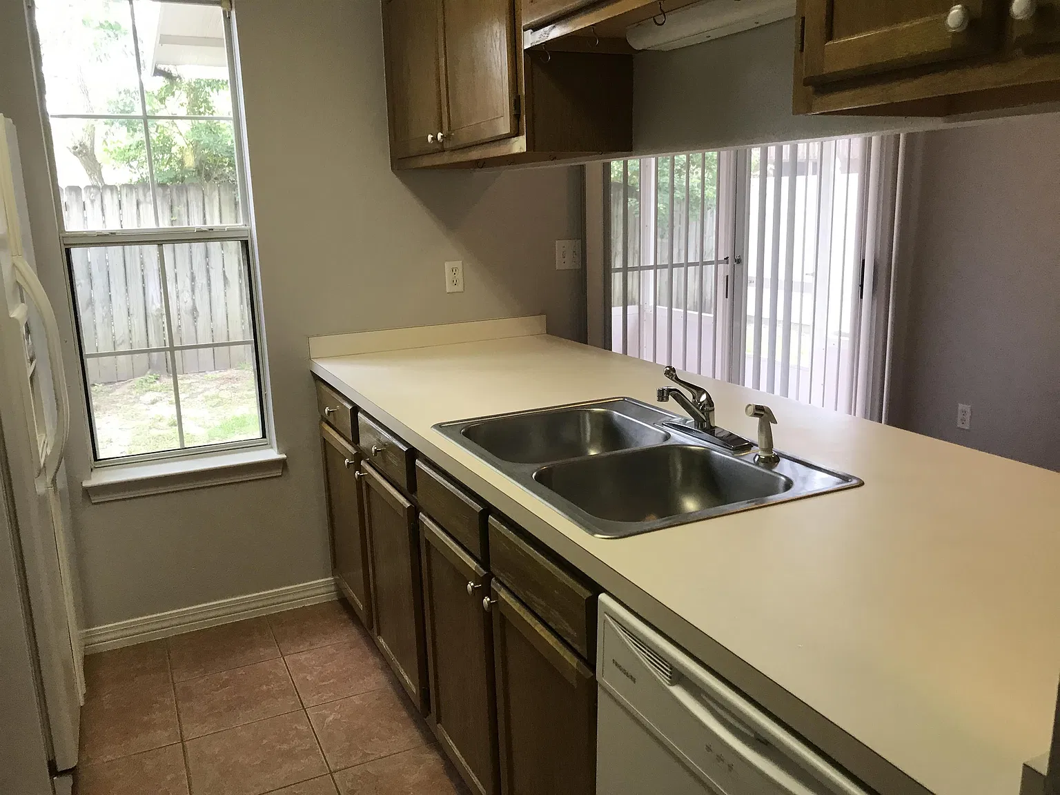 1840 Pointed Leaf Ln — Photo 3