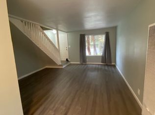 455 N Abel St APT 4, Milpitas, CA 95035